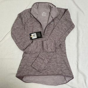 NWT Nike 1/2 zip therma top sz XS